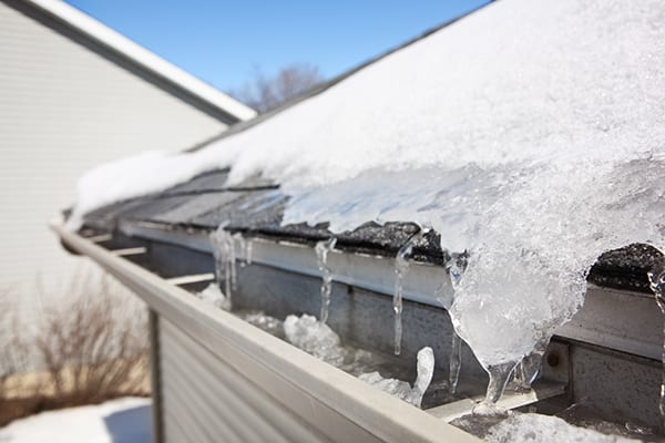 How North Vancouver Weather Affects Your Roof